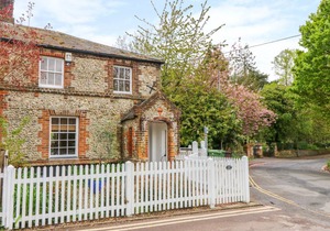 Cabin ∙ 2 bedrooms ∙ 4 guests