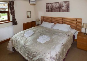 Cabin ∙ 2 bedrooms ∙ 4 guests