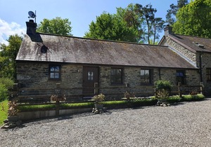 Cabin ∙ 3 bedrooms ∙ 4 guests