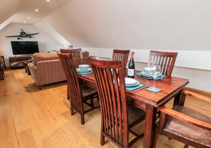 Cabin ∙ 3 bedrooms ∙ 5 guests