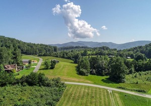 Cabin ∙ 3 bedrooms ∙ 6 guests