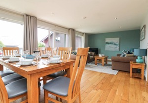 Cabin ∙ 4 bedrooms ∙ 8 guests