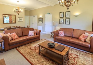 Cabin ∙ 4 bedrooms ∙ 8 guests