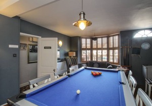 Cabin ∙ 4 bedrooms ∙ 8 guests