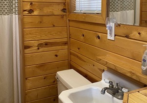 Cabin 4 Lakeview Family/Pet Friendly Resort Amenities Beach, Dock, Fishing Boats