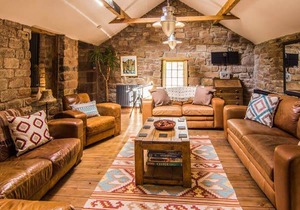 Cabin ∙ 9 bedrooms ∙ 18 guests