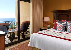 Cabo Luxury One Bedroom with Balcony and Ocean View