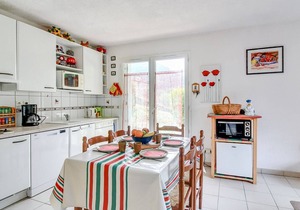 Calm T3 for 6, terrace, garden, near amenities