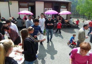 Camping Le Lac - Chalet - 6 personnes - 2 chambres