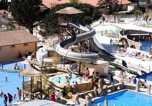 Camping Le Vieux Port ***** - Mobile Home 4 Rooms 6/7 People