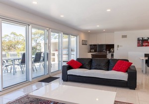 Cape View Copa - Mesmerising Views, Pool, Spa!