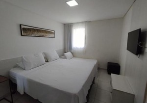 Carneiros Beach Resort