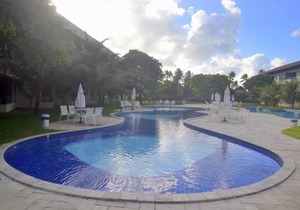 Carneiros Beach Resort