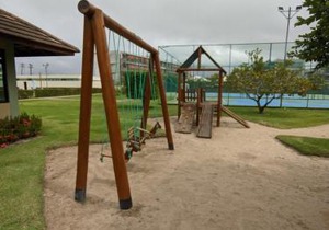 Carneiros Beach Resort