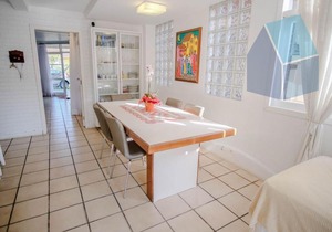 Casa com 3 dormitórios a 50m da praia / Cachoeira do Bom Jesus