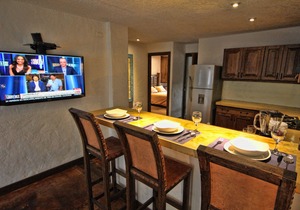 Casa del Reloj CASCADA PLUS- Luxury, Waterfall, Jacuzzi, Penthouse Suite