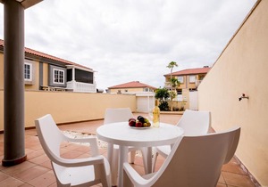 Casa Pelada, Medano Beach