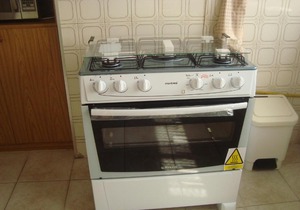 Casa térrea, Praia Grande-Ocian, tres dormitorios, quatro banheiros, perto mar