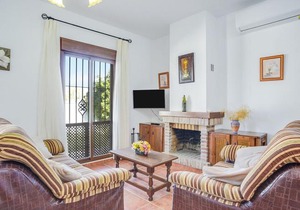 Casa Villanueva 4 - Sólo Familias