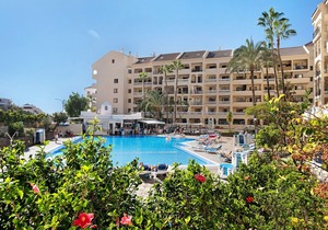 Castle Harbour 411 in Arona