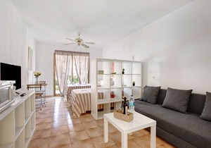 Castle Harbour 411 in Arona