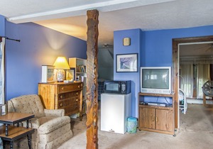 Castle Rest - At The Center Of Weirs Beach