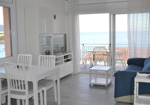 CAU DEL LLOP 12 Apartment with terrace and spectacular views