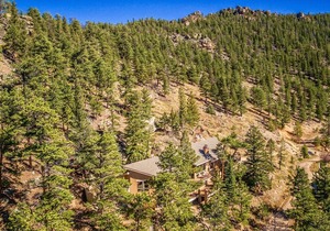 Cedar Lower Vacation Home at Windcliff by RedAwning in Estes Park