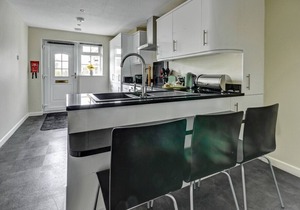 Cedars Lodge - One Bedroom House, Sleeps 2