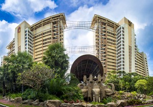 Centara Grand Mirage Beach Resort Pattaya (SHA Extra Plus)