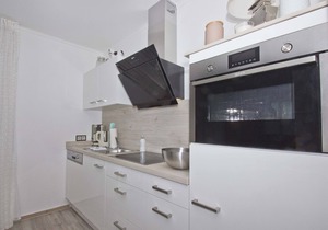 Central apartment with balcony, use of swimming pool and sauna - Villa Buskam apartment 22