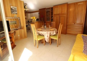 Central Apt 6/7 pers. in Bagnères-de-Luchon with parking and pets allowed