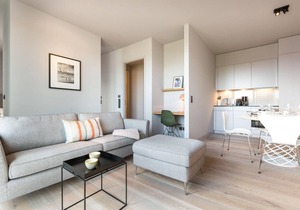 Central. Harmonious. Design. - New center
