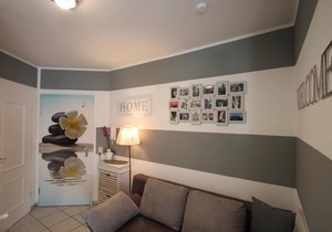 Centrally but quietly located apartment on the 1st floor.