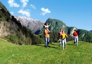 Chalet in Königsleiten with Wellness & Alps View