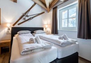 Chalet in Mühlbach near Ski Slopes