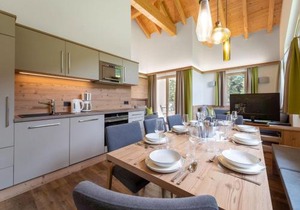 Chalet in Saalbach near Ski Slopes
