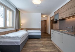 Chalet in Saalbach near Ski Lift and Sauna