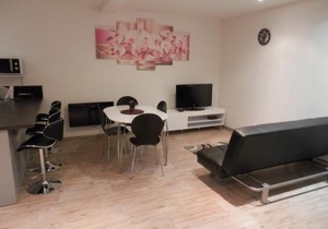 CHALET INDIVIDUEL TRES ENSOLEILLE AU CALME VUE IMPRENABLE