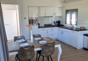 Chalet with 2 bedrooms and a terrace