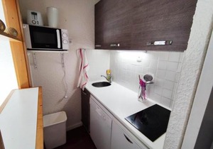 Charmant studio au calme avec balcon et internet - FR-1-292-108