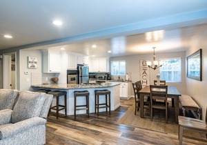 Charming 2 story 2,400 square feet, 4 Bedroom Beach Villa Silver Strand Beach