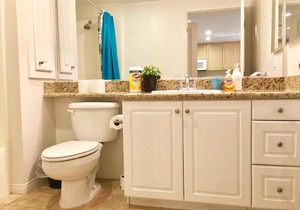 Charming 2B2B Irvine Spectrum