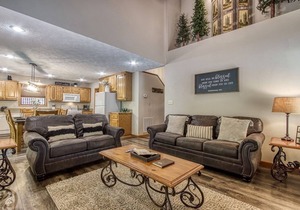 Charming 2BD w Scenic Views! HOT TUB! Pool "Fo