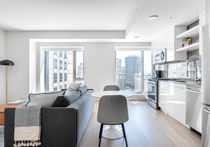 Charming Oakland 1BR w/AC, W/D, Sky Deck, next to BART, by Blueground