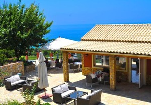 Charming Studio Apartments with Swimming Pool near Pelekas Beach