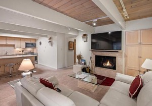 Chateau Chaumont Unit 9, Second-Floor Corner Condominium with Prime Location in Aspen