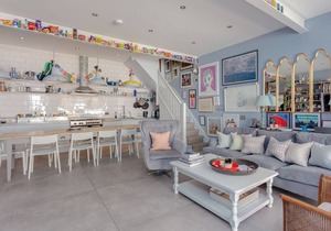 Chic & Contemporary 2BD in Vibrant Shepherds Bush