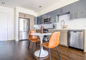 Chic Milpitas 1BR w/Gym, Pool, walk to BART + Great Mall, by Blueground