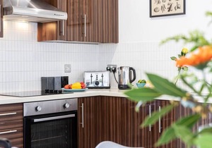 City View Apartment | FREE Parking | Balcony